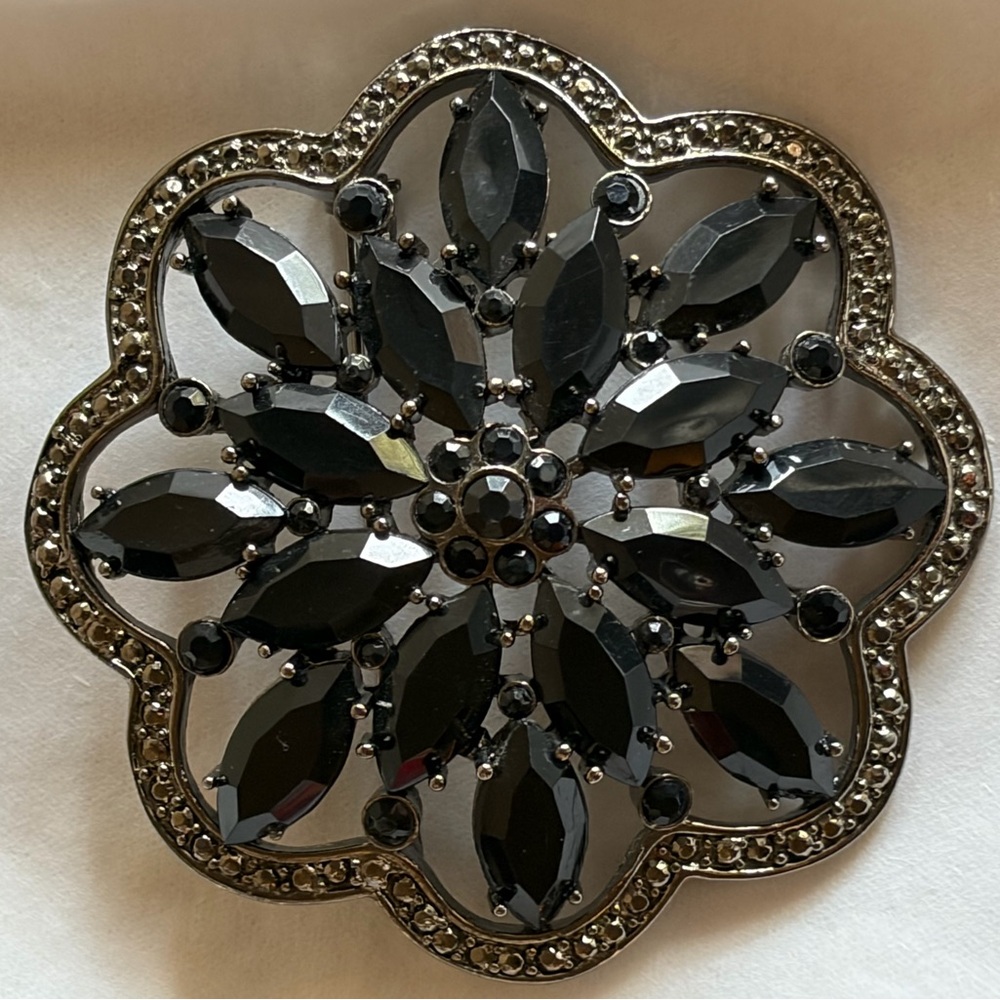 🖤Midnight Sunburst Statement Brooch • Noir Goth Victorian Revival • 2.5”🖤